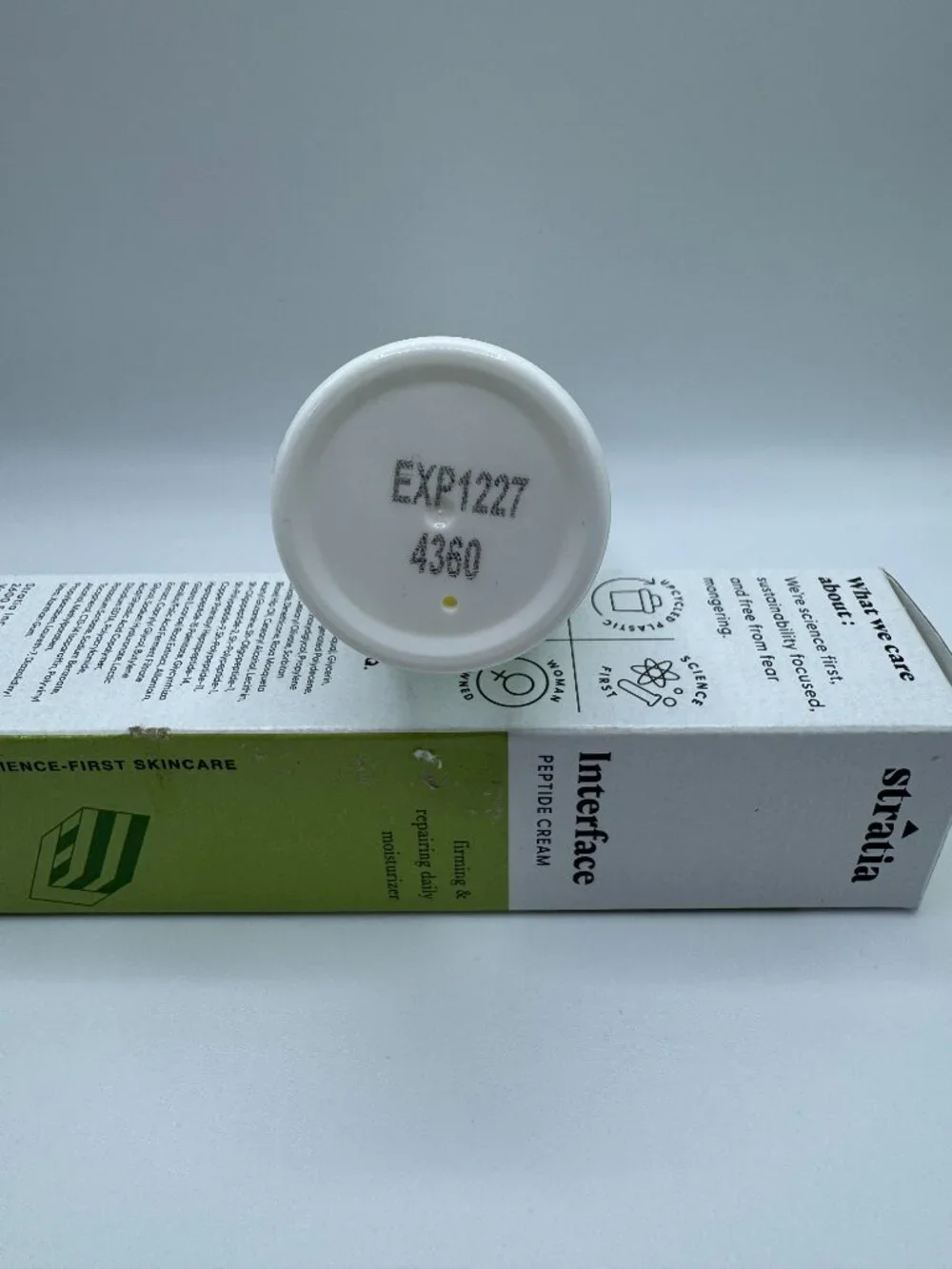 Stratia interface peptide